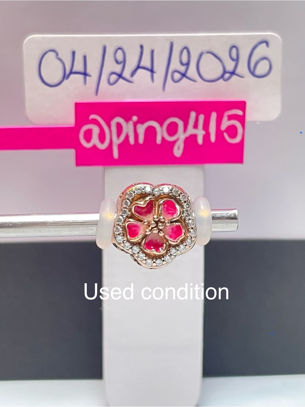 Pandora Rosegold Peach Blossom charm